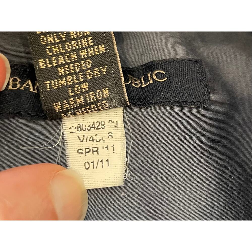 Banana Republic Gray/Blue Short Sleeve V-Neck Wrap Top, Minimalist, Y2K, Size XS - Picture 10 of 13
